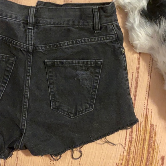 Button up black jean shorts - Picture 6 of 7
